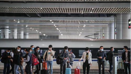 중국 노동절 연휴 북새통…자금성 '인원 제한' 개방