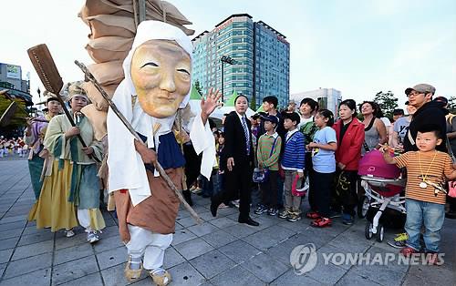 고양문화재단, 가을 개최 호수예술축제 참가자 공모