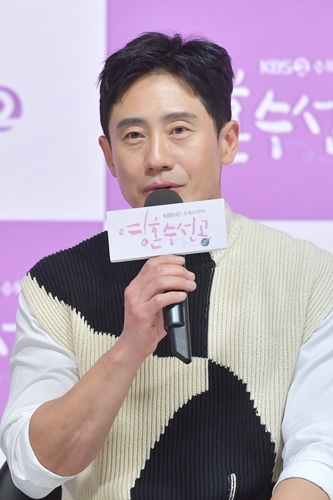 '영혼수선공' 신하균 "마음의 병, 같이 고민하고 풀어봅시다"