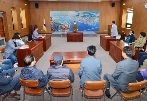 울릉 일부 단체 "포항∼울릉 여객선 빨리 인가해야"