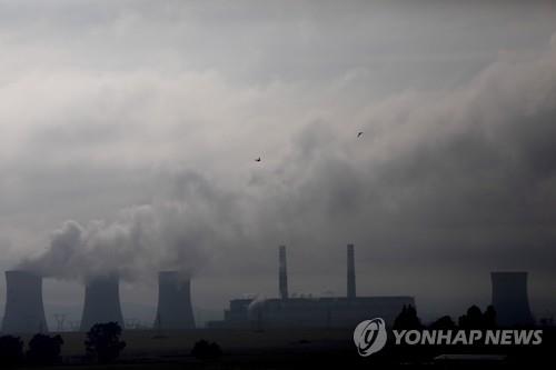 중국, 짐바브웨 석탄발전 5조원 사업 따내…온실가스 정책 역행