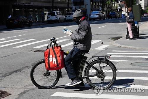 우버, 음식배달업체 그럽허브에 인수제안…그럽허브, 7조원 요구