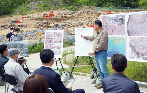 충북소방, 재난체험관 터 문화재 발굴 현장 설명회