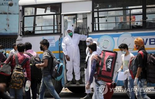 인도, 코로나19 확진자 수 8만5천여명…중국 추월했다