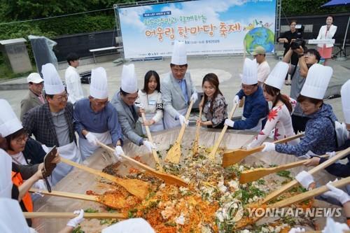 [이희용의 글로벌시대] '코로나19' 사태 속에 맞는 오늘 '세계인의 날'