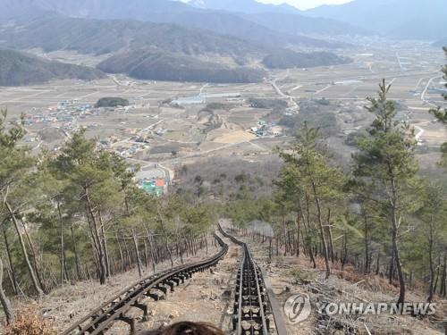 '위험천만' 문경 모노레일…3일 연속 운행중단 사고