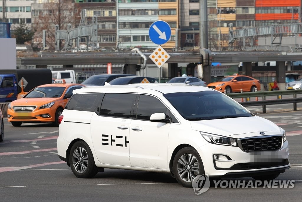 타다, `타다금지법` 헌법소원…"행복추구권·평등권 침해"