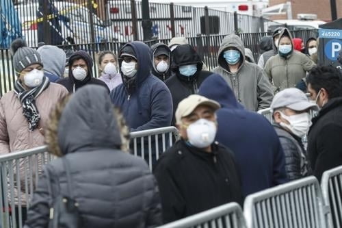 "미국, 재가동 기준 다 충족한 주 한곳도 없어"…트럼프 "TF 무기한 유지"