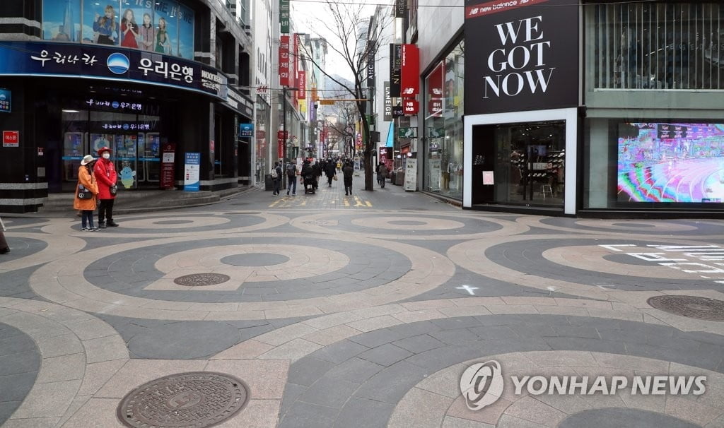 가계·기업 `빚`내서 버틴 3개월…은행 대출 75조원