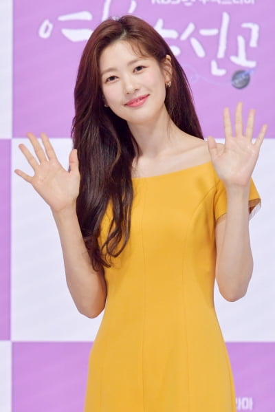 [TEN 포토] 정소민 '봄날의 미모'