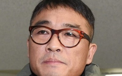 김건모, 폭행 피해 주장 女 명예훼손 고소→지난달 돌연 취하