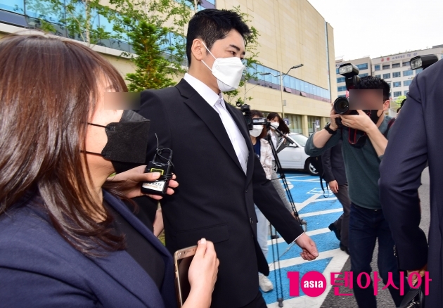 [TV텐] '성폭행 협의' 강지환 첫 항소심 "평생 반성하며 살아가겠다"