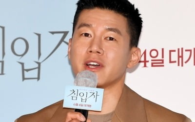 '침입자' 김무열 "다이어트 위해 현장서 농구…학창시절로 돌아간 듯 즐거워"