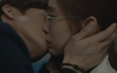 '슬의생' 유연석♥신현빈 키스로 마음교환…시즌2를 기약해 [종합]