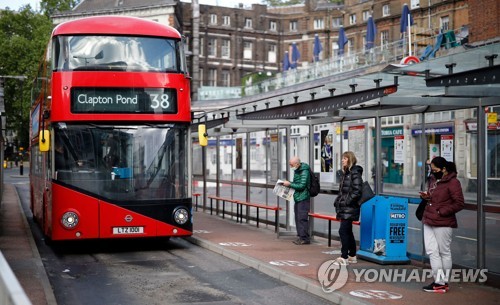 영국서 운전기사·사회복지 인력 코로나19 사망 확률 높아