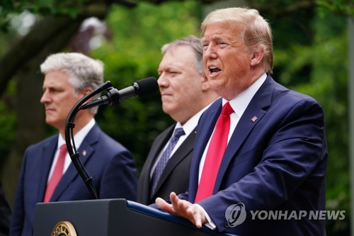 홍콩특별지위 박탈 현실화하나…당장 초강수 실행은 안한 트럼프