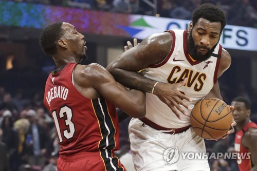 NBA 드러먼드, 20만원어치 먹고 팁으로 125만원 쐈다