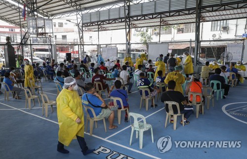 필리핀 코로나19 신규 확진 100명대로 줄어