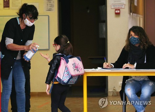 프랑스서 코로나19 연관 어린이 '괴질'로 9세 소년 숨져