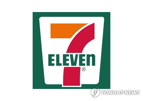 여름 앞두고 편의점 다이어트식 인기…"닭가슴살 판매 177%↑"