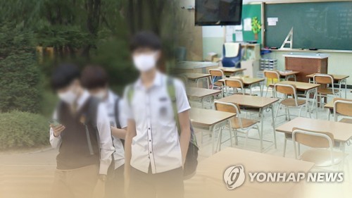 더운 여름에도 교실서 마스크 착용?…"얇은 덴탈마스크도 무방"(종합)