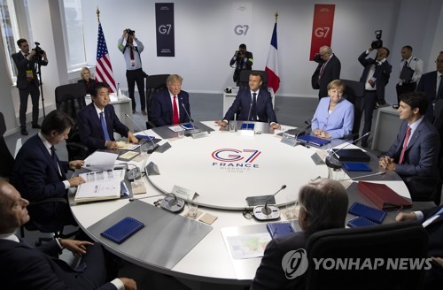 트럼프, 코로나19로 취소한 G7정상회의 "다시 일정잡는 것 고려"(종합)