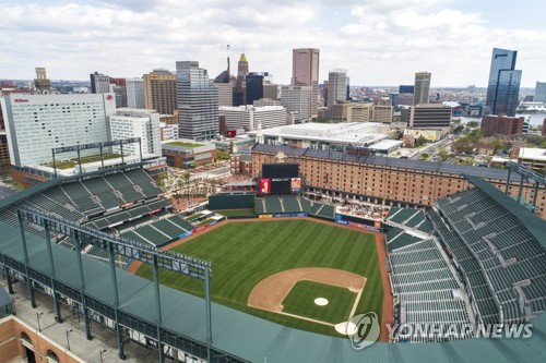 "샤워는 집에서, 더그아웃 거리 두기"…MLB '코로나 매뉴얼'