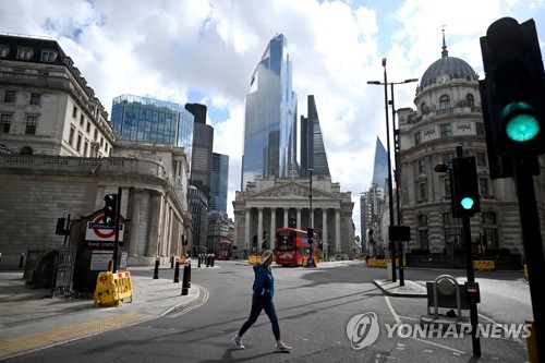 영국, 코로나19 대응에 4월 정부차입 94조원…사상 최대