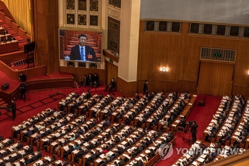 외신 "중국 거수기 의회가 홍콩보안법 통과" 미중충돌 우려