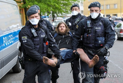 [특파원 시선] '한국 방역성공은 유교문화 덕?'…독일의 편견과 고민