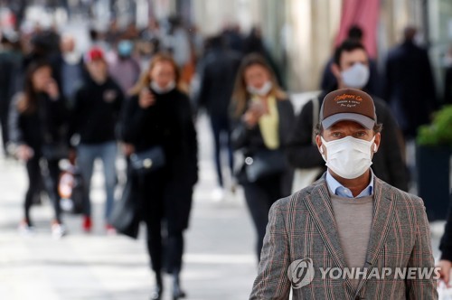 유럽 봉쇄완화 속 코로나19 재확산 우려 상존…추가대책 이어져