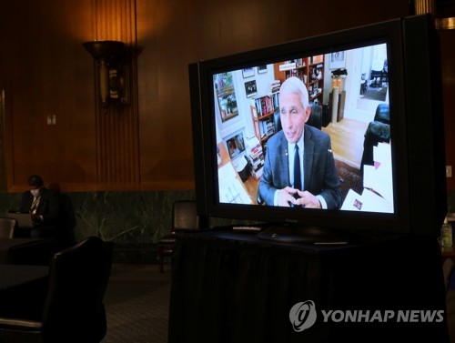 파우치 "지침 무시한 조기 경제활동 재개는 고통과 죽음 초래"(종합)