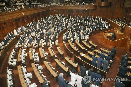 [특파원 시선] 아베, 검사 정년 틀어쥐고 '길들이기' 시도하나