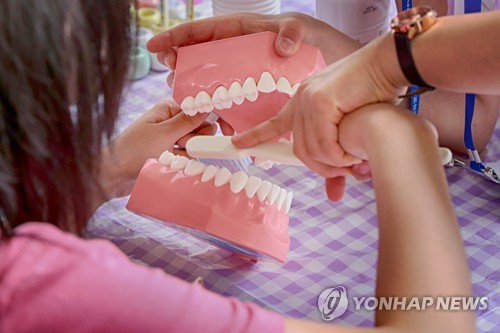 내년부터 초등4년 아동 치과주치의한테 구강관리받는다