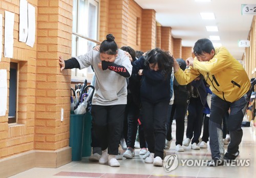 학교 화재 연평균 190건…정부, 2025년까지 인화성 마감재 교체