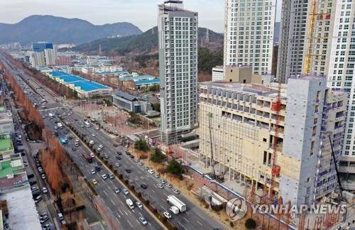 '지역 한류체험공간' 창원 SM타운 준공 코앞인데 개장은 '깜깜'