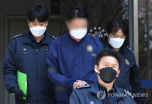 '라임 부실펀드 판매' 신한금투 前본부장 첫 재판서 혐의 부인