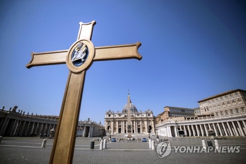 교황청, 코로나19에 수입끊긴 '성전환 성노동자' 긴급구호