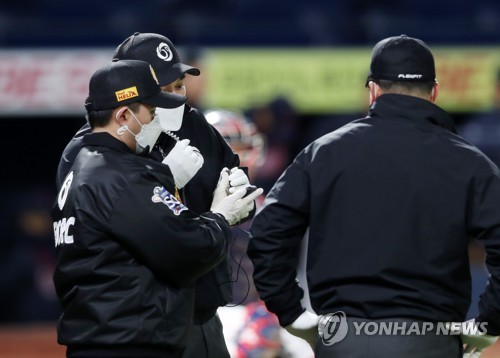 '이용규 소신 발언'에 KBO, 심판위원 전원 2군 강등 제재