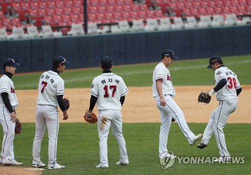 [프로야구 개막] ⑤ 전문가들 "두산·키움 양강…복병 롯데·KIA·삼성"