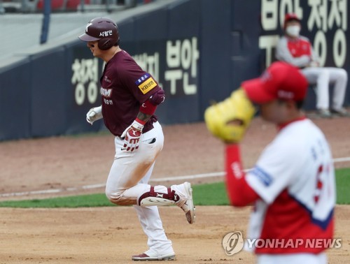 세계의 눈길 끈 KBO리그 개막전…완봉투에 홈런 축포(종합)