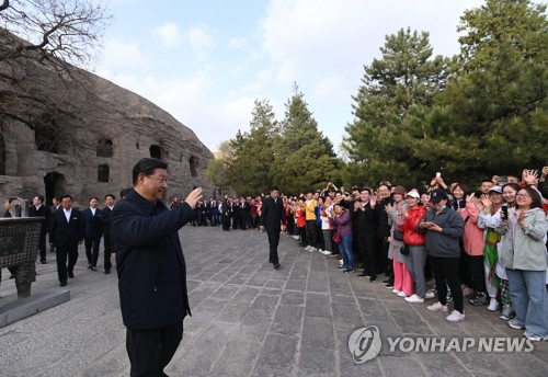 시진핑 "코로나19 역유입 압력 지속…반등 위험도 여전"