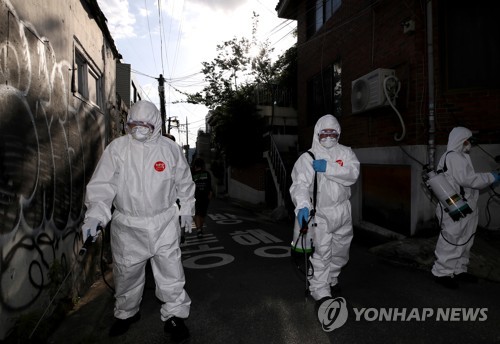 당국 조사기간 벗어난 이태원클럽 확진자 발생…5월7일 방문