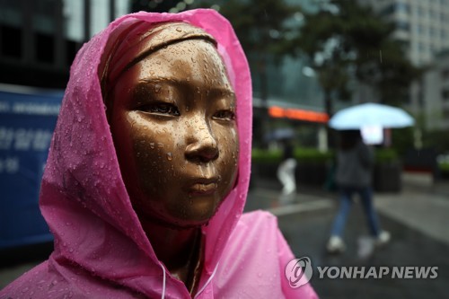 위안부 피해자들 "日 상대 소송은 최후수단…국내서 판결해야"