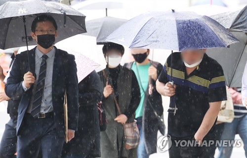 이춘재 8차사건 재심 법원, 국가기록원 보관 체모 2점 압수영장(종합)