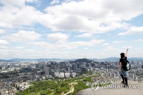 전국 구름 많고 선선…낮 최고 16∼25도