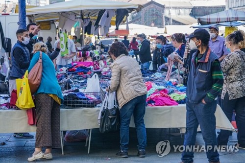 이탈리아 총리의 대국민 경고…"아직 밤 문화 즐길 때 아니다"