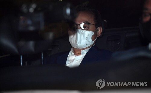 또 다른 성추행 의혹 규명이 오거돈 수사 분수령