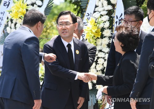 광주 찍고 봉하로…주호영 "서거의 상처 함께 치유하자"