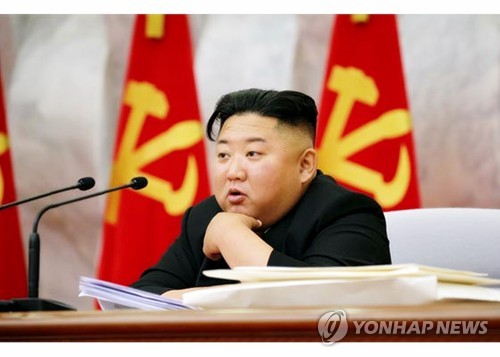 '핵 억제력' 다시 꺼내든 북한, SLBM용 잠수함 건조 속도내나